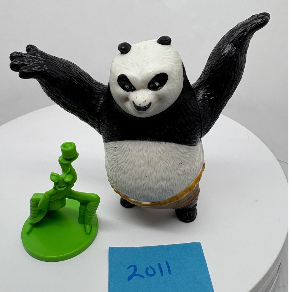 Kung Fu Panda Action Figure Po & Mantis Toy Cake Topper 2011 Dreamworks McDonald
